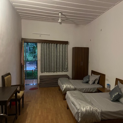 Satpura Tiger Trails Satpura Tiger Trails